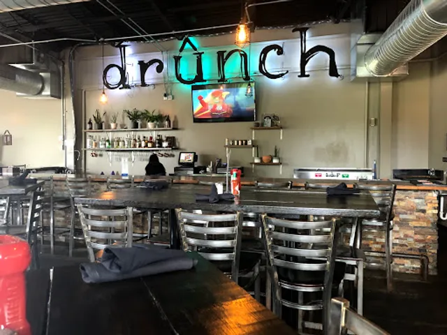 Drunch Eatery + Bar