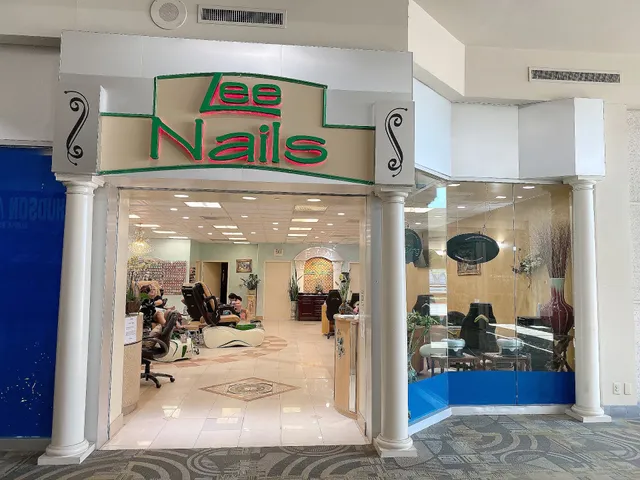 Lee Nails