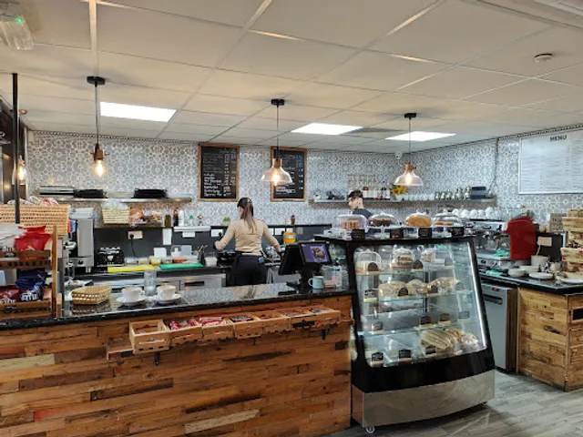 Upper Regency Cafe & Bistro