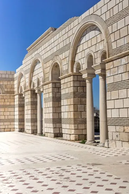 Двор на кирилицата