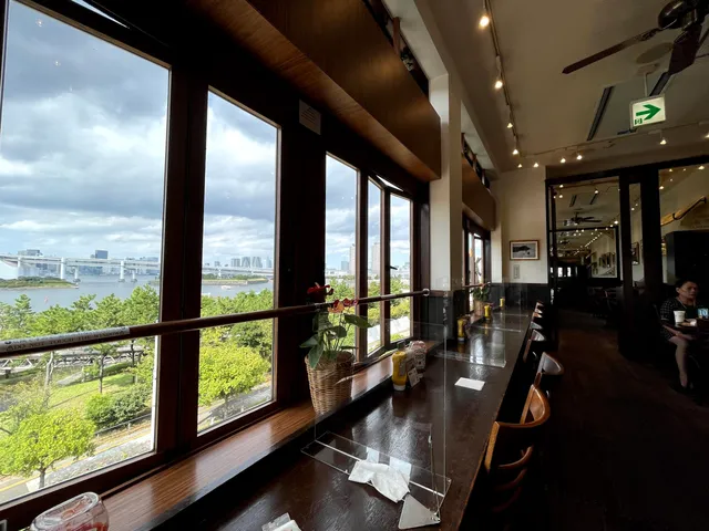 Kua Aina Sandwich Shop