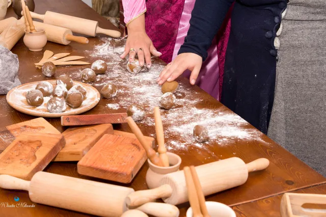 Toruńscy Partacze / Muzeum / warsztaty wypieku piernika / warsztaty historyczne