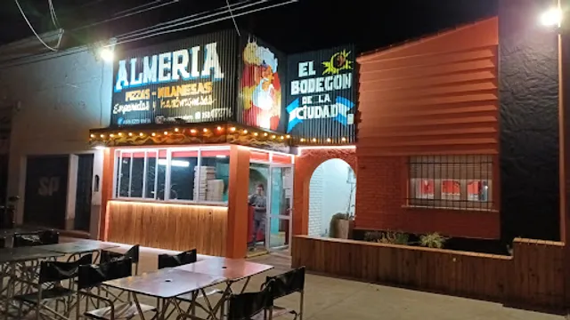 ALMERIA PIZZA Y MILANESAS