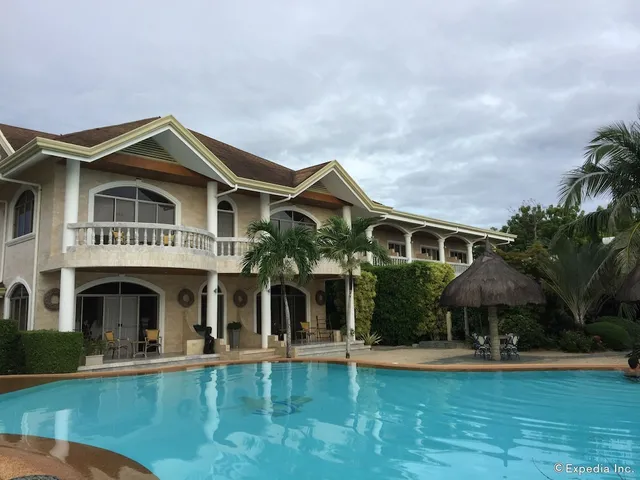 Panglao Pearl Premier White Sand Resort (Formerly Linaw Beach Resort)