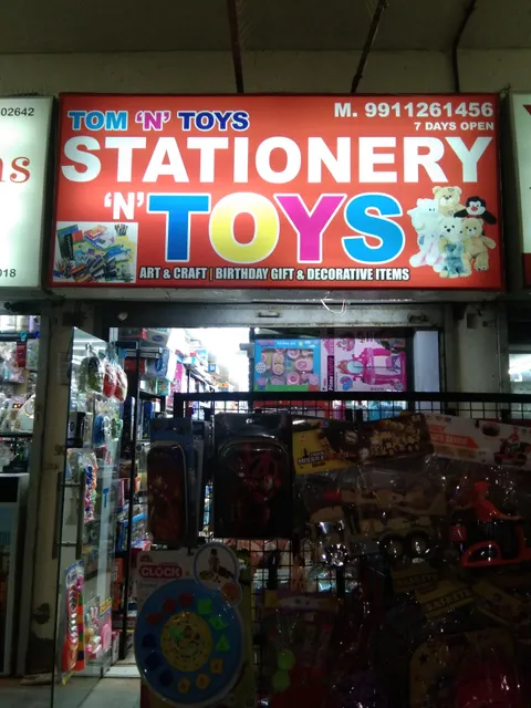 Tom 'N' Toys