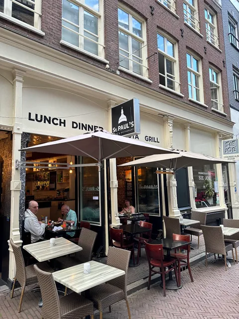 Lunchroom Cafe St. Paul's