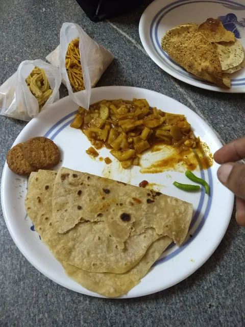 House-Five Star Chicken