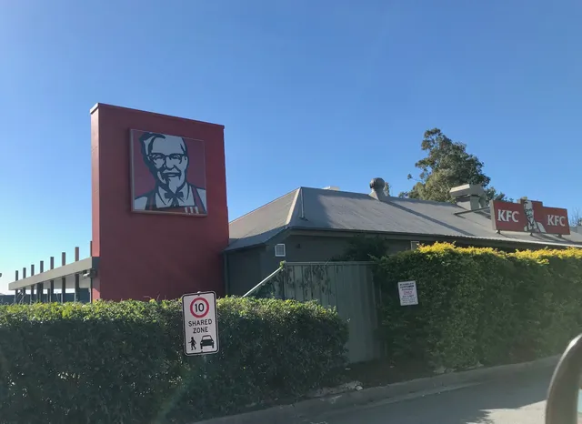KFC Helensvale
