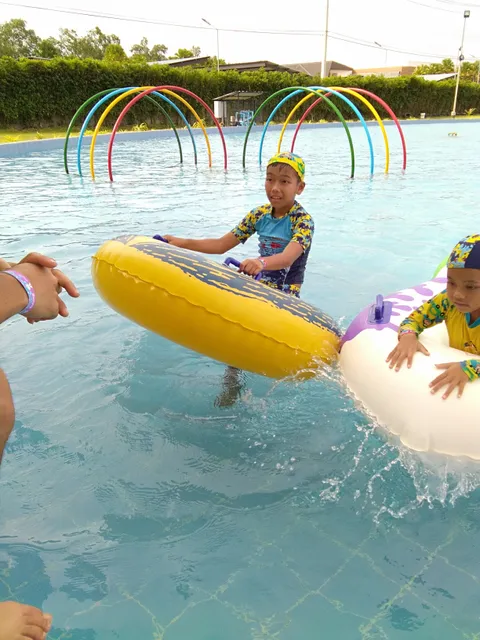 Bunny bloom park - สวนน้ำจันท์