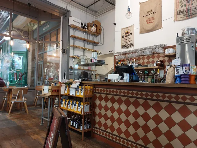 Arcade Coffee & Food