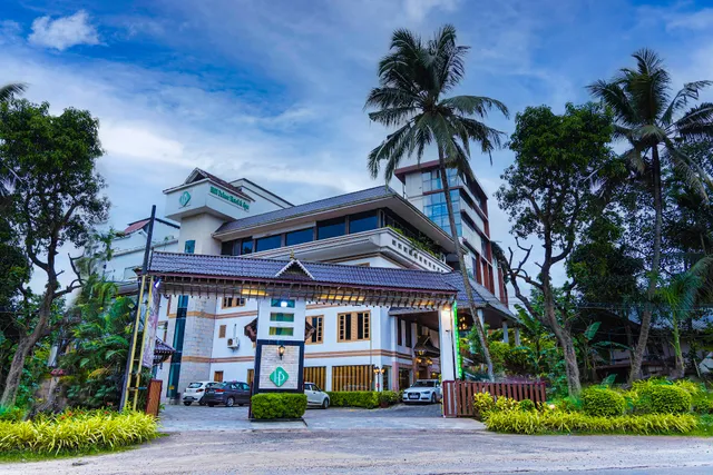 Hill Palace Hotel & Spa (Managed by South Asia Hotel)