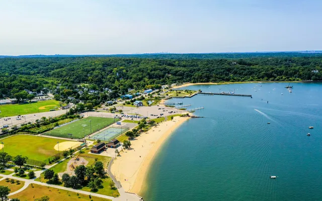 Theodore Roosevelt Memorial Park Beach