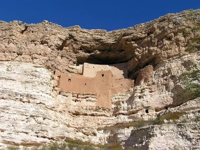 Montezuma Castle National Monument