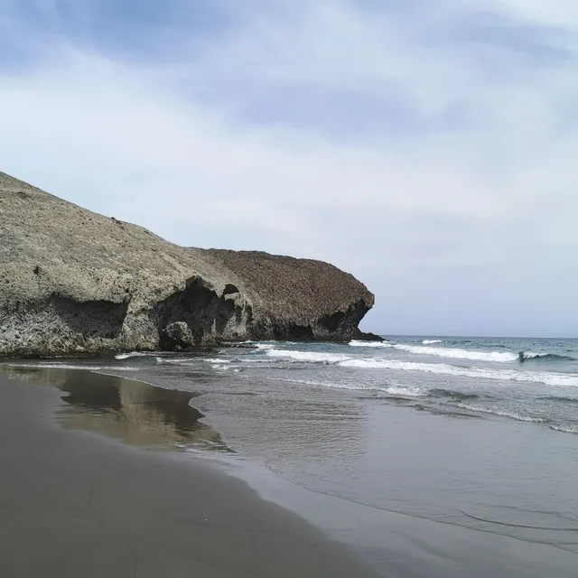 Cala de la Media Luna