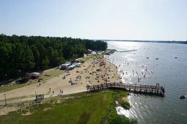 Moczydło Public Beach