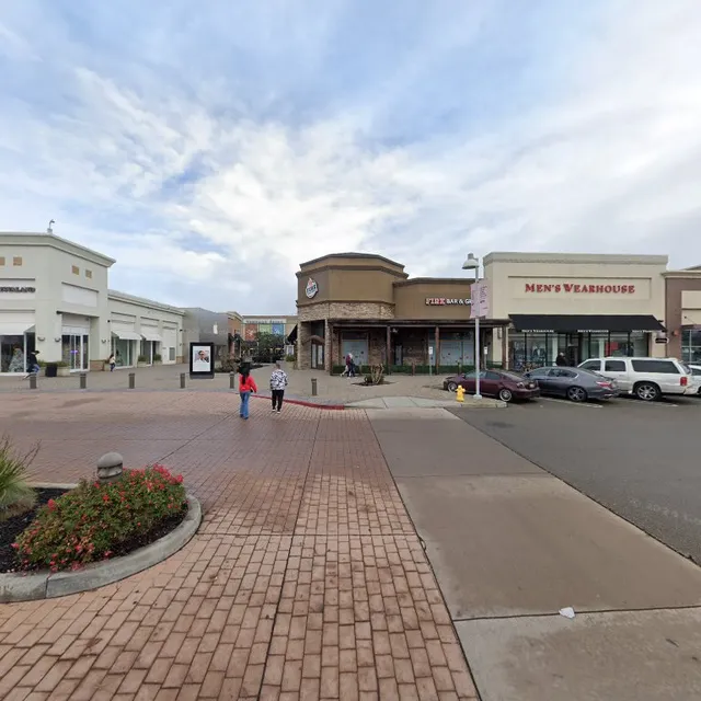 Kura Revolving Sushi Bar