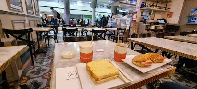 Maison Kayser AICM T1 (Puerta 6)