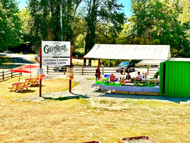 The Green River Farm Stand