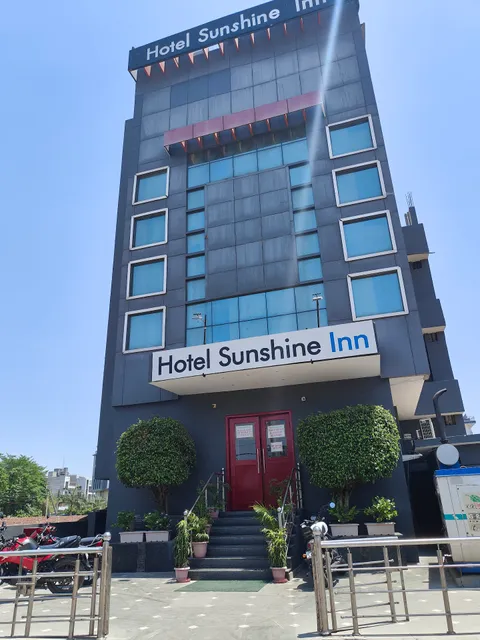 OYO 2031 Hotel Sunshine Inn