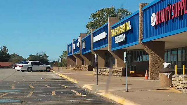 Bruton Shopping Center