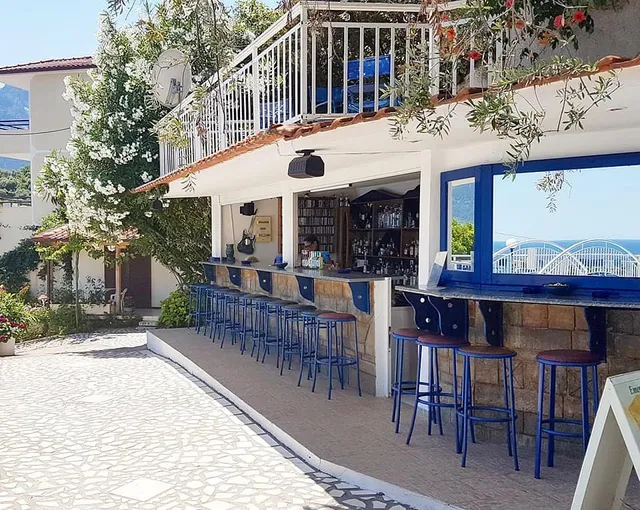 Hotel Emerald & Suites