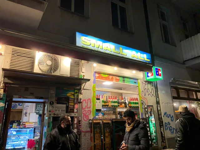 SMALL ALL SPÄTKAUF KIOSK