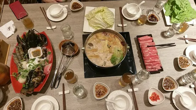 火鍋106-粵式豬肚煲鍋內湖店