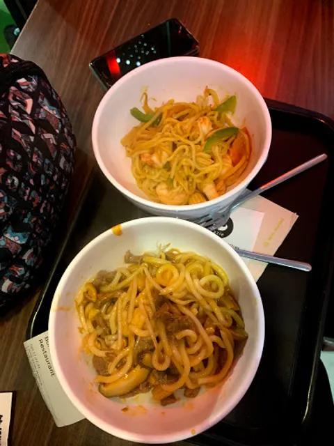 Eazie Den Haag Gedempte Gracht | Asian Wok - Poké bowl - Bites and Drinks