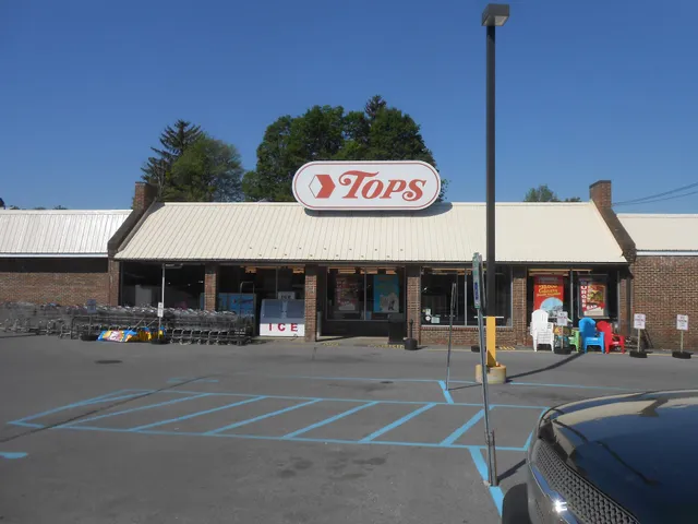 Tops Friendly Markets