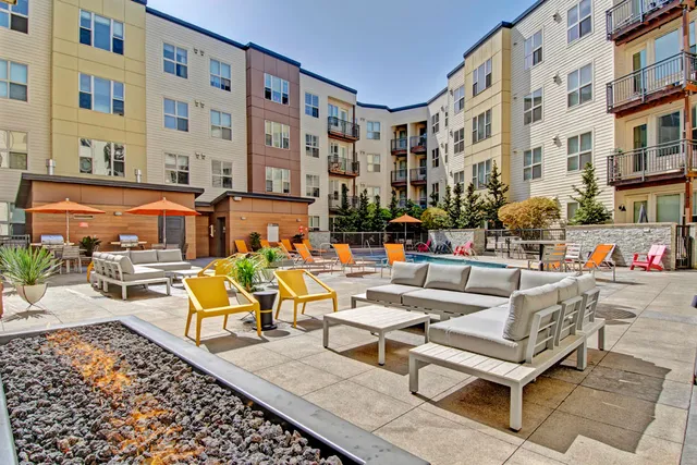 Tessera at Orenco Station