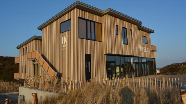 Zoomers aan Zee Strandhotel en Strandhuisjes