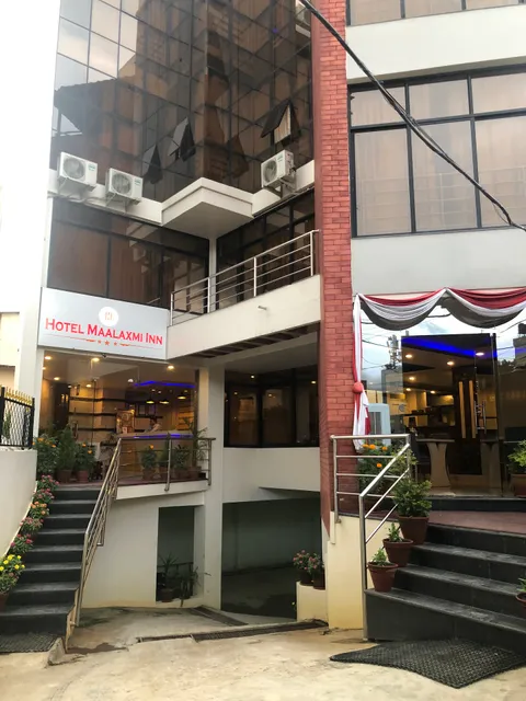 OYO 676 Hotel Maalaxmi Inn