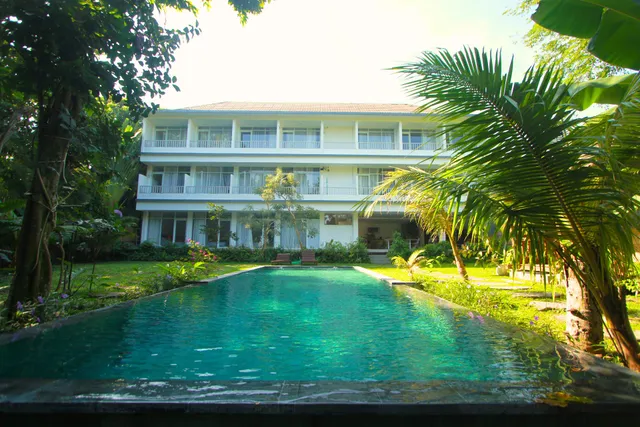 Mahamustika Riverside