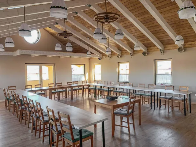 Kastel Transylvania | Centru de Evenimente Brașov | Cazare Grupuri | Restaurant à la carte