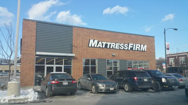 Mattress Firm Roscoe Village