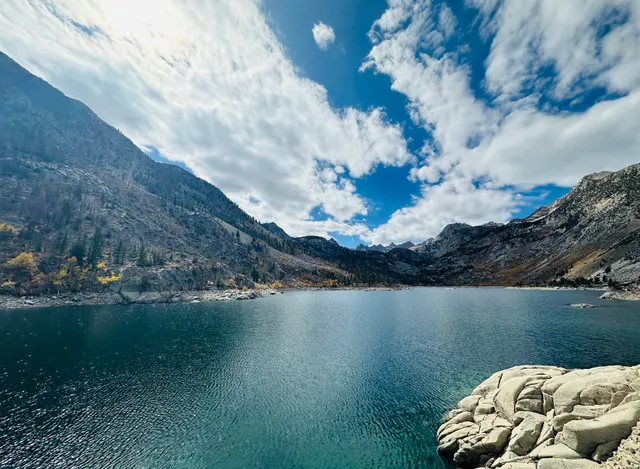 Sabrina Lake Trailhead