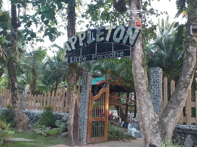 Appleton Little Paradise Real Quezon Beach Resort & Restaurant