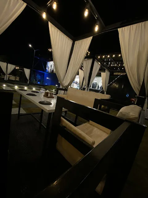 Bell Air Mansion (BAM) cafe & kitchen