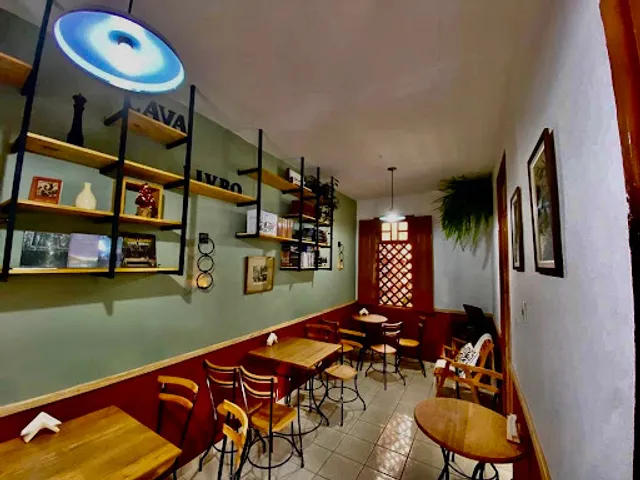 CAVA - Bistrô, Café e Livro