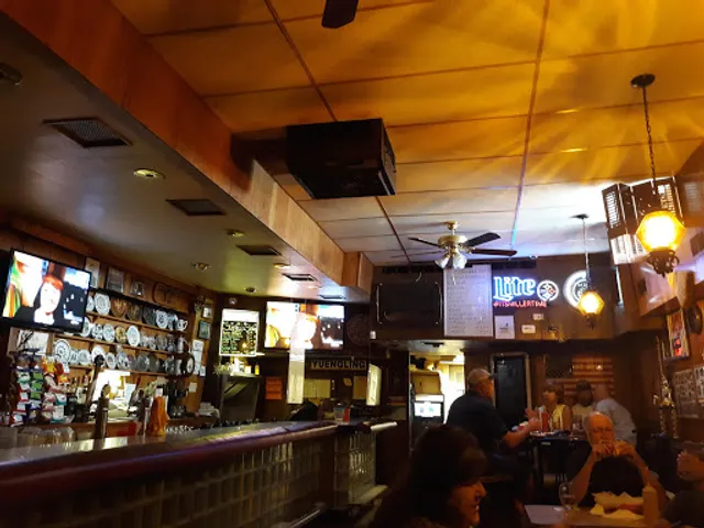 Stanley's Bar & Grill