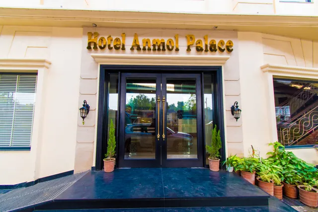 Hotel Anmol Palace