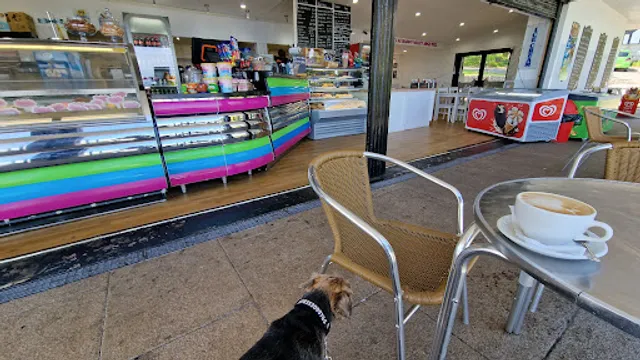 Parisella's Cafeteria