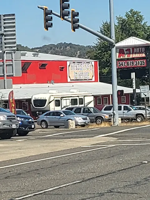 Workman's Bar & Smokehouse