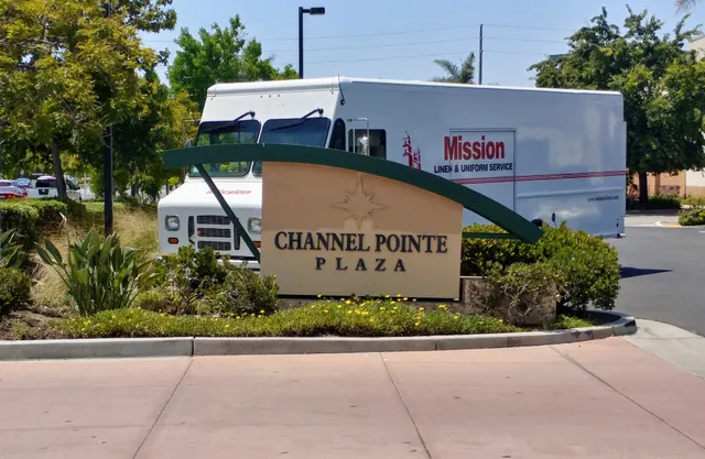 Channel Pointe Plaza