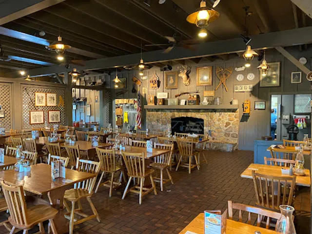 Cracker Barrel Old Country Store