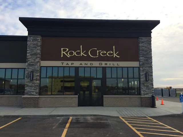 Three Trees Tap + Kitchen