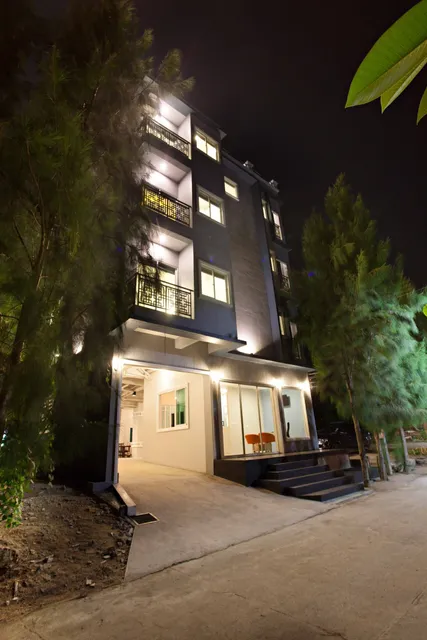 Nature Pine Residence