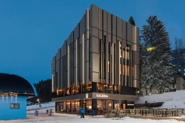Galeria Luxury Ski Apartments & Restaurant