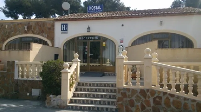 Hostal Balcon al Mar