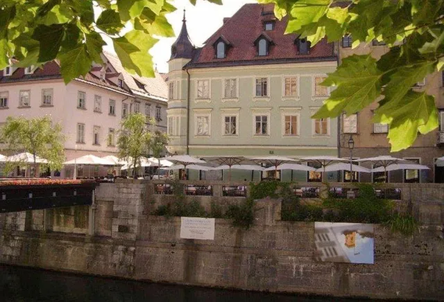 EMMI 4 studio apartment in central Ljubljana